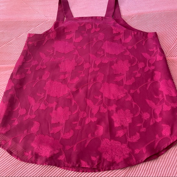 LOFT - Picture 4 of 4